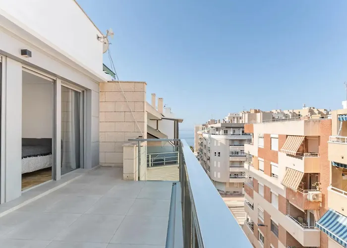 Purisima Penthouse Торевьиа